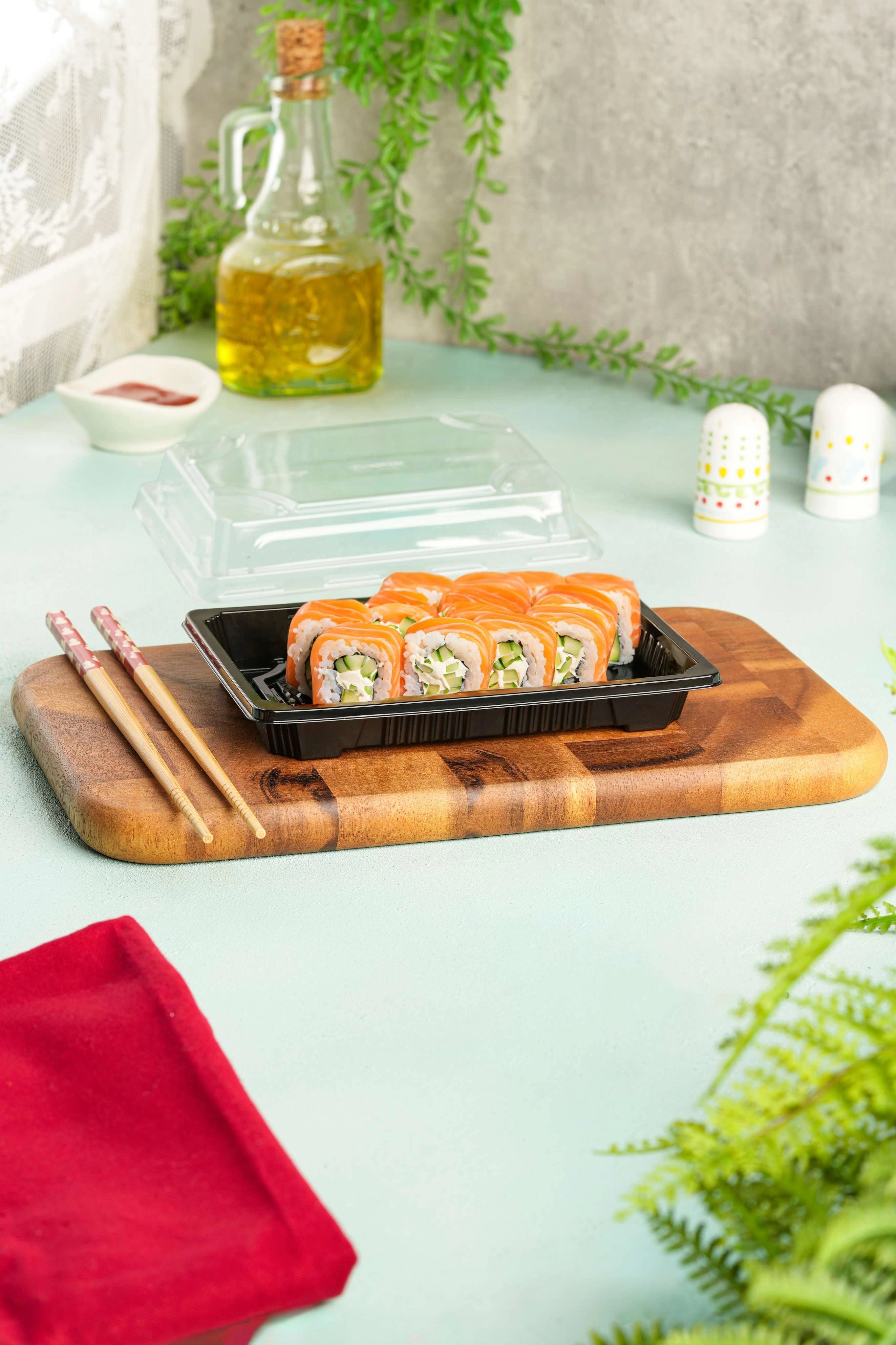 Black Sushi Container with Lid - hotpackwebstore.com