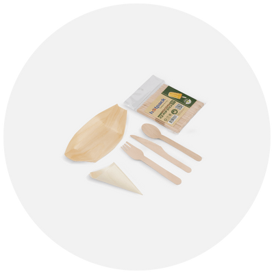 أدوات مائدة خشبية